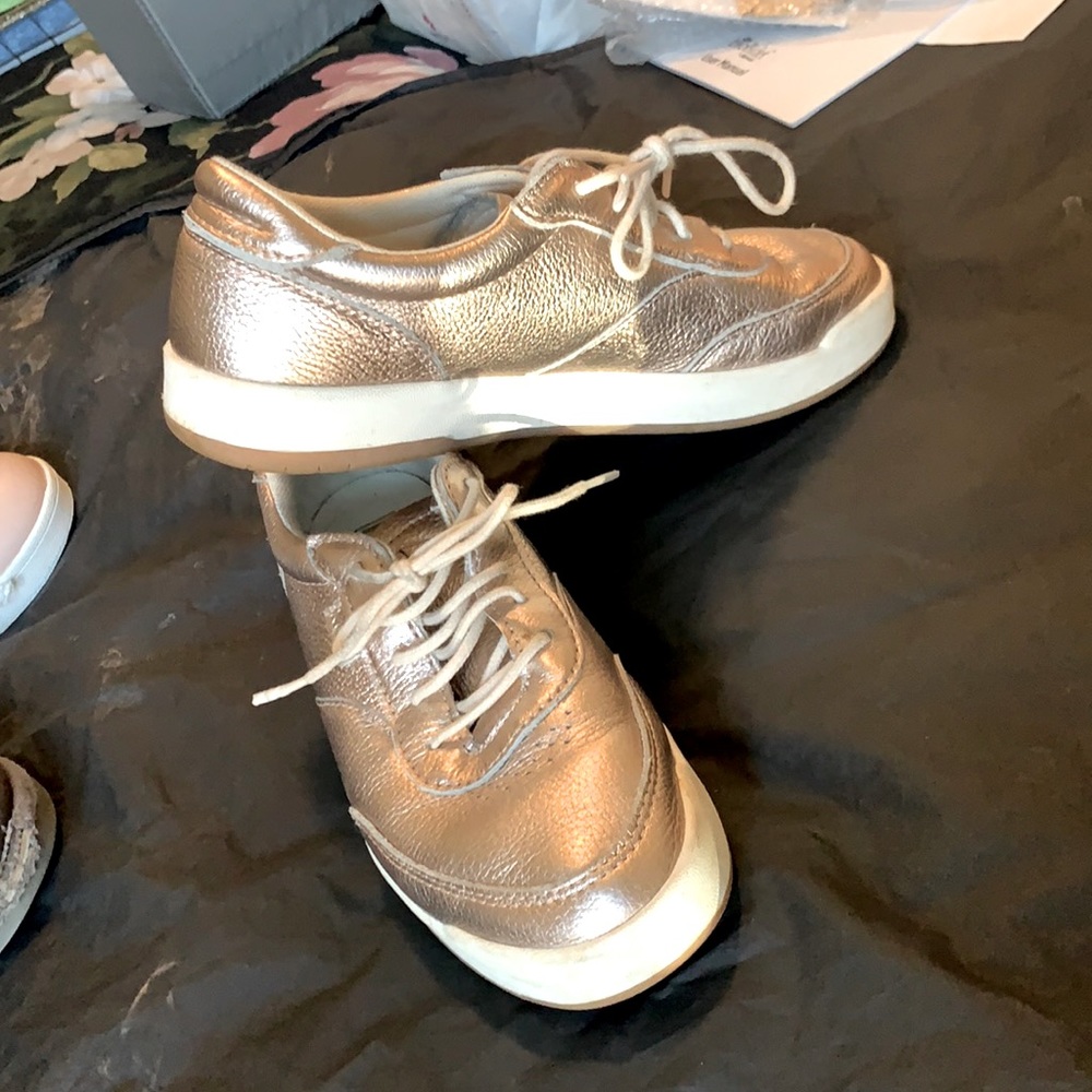 Rose Gold Keds 6.5